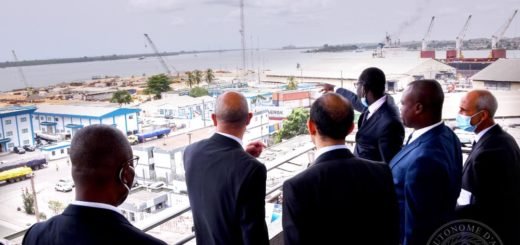 En vue de renforcer les relations économiques entre la Côte d’Ivoire et le Maroc et spécifiquement permettre une meilleure valorisation des flux échangés, une mission de prospection du complexe industrialo-portuaire marocain, Tanger Med séjourne en Côte d’Ivoire.